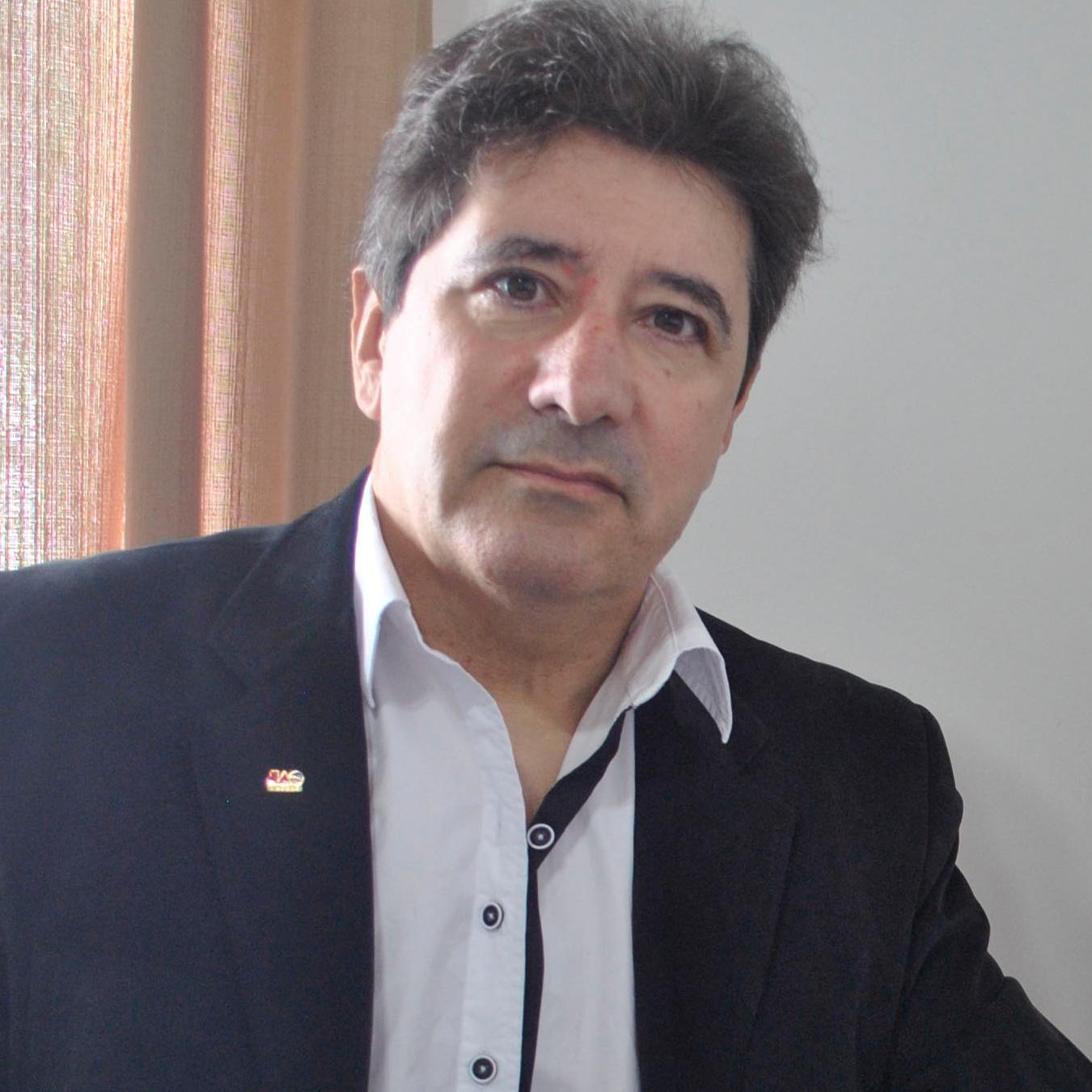 Advogado, Jornalista, Gestor Público