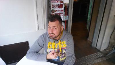 NpP009's profile picture. 