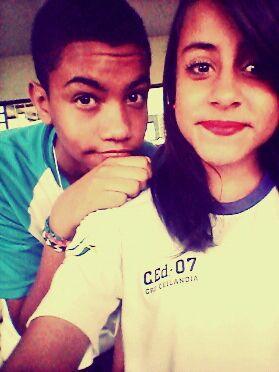 bem sou divertido , boylovatc , muito sincero , e amigo , chato , São paulino... bem assim sou eu ..