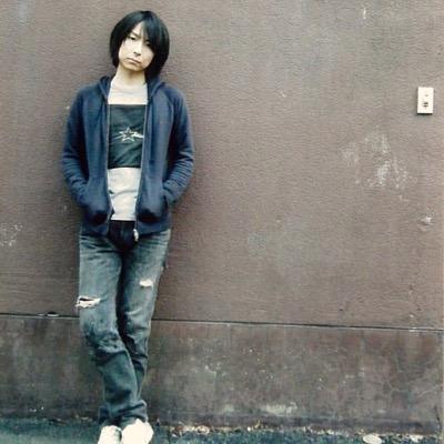 ট ইট র キシガミ ノリオ ちょっとシティポップ感のあるコード進行に ベンジーの柔らかい歌い方が新鮮でいい サウンドも柔らかいから ベンジーに影響受けた新人かと思ったら本人だったw アルバムはまりそう 浅井健一 Applemusic