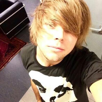 go follow @okaymilkovichs pls !!