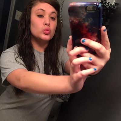 B196Britt's profile picture. Brittany|college|taken|18|