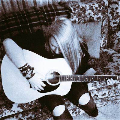 go and follow my band @6second_rejects it would mean a lot