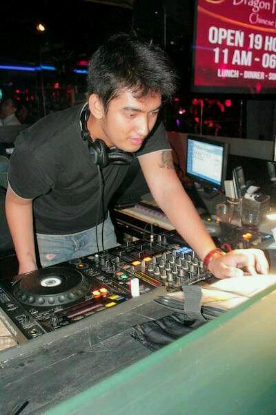 FB : flava full
http://t.co/eWZBxhc0Wo