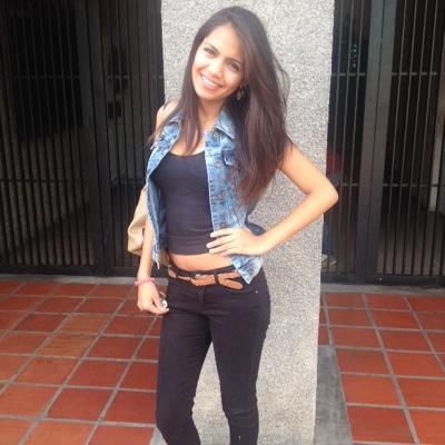 23. Facultad de Medicina. UCV. Futura fisioterapeuta e informadora de salud ❤️💁🏻 Recuerda: 