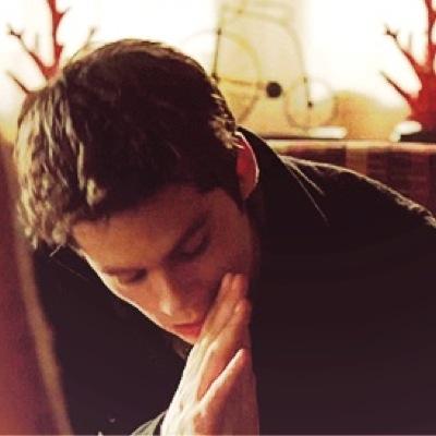 (|I'm no longer a pitiful doppelgänger. Now, I am my own self.|) [RP||AU||MC||TO-TVD]