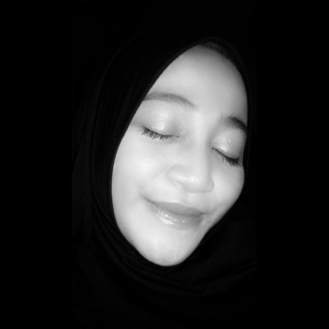 wardatul_uyun's profile picture. CBZ '14 Universitas Ciputra