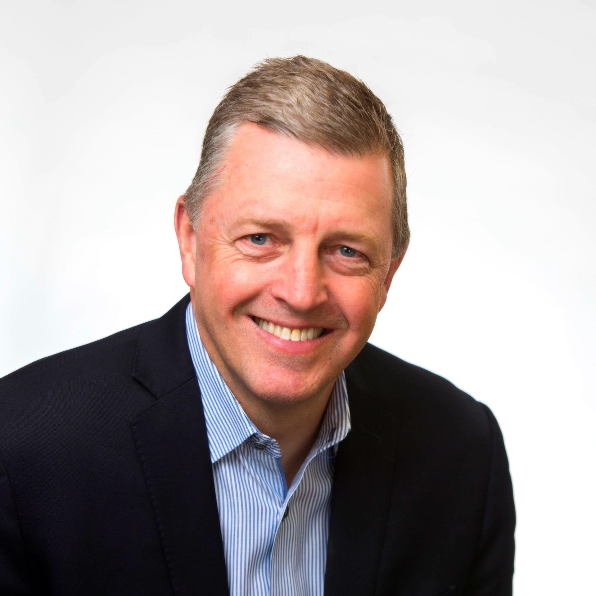 Pointman - product innovator and market leader, digital ecosystem builder, freelance photographer, technology zealot, runner, outdoor enthusiast.