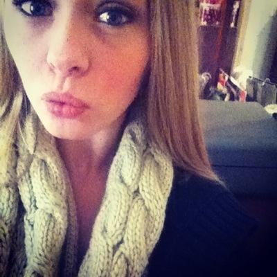 LexiBlevins4's profile picture. ~Before giving up, think about why you've held on for so long~