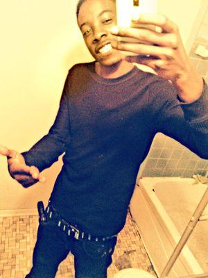 Money Over Bitches Cant Wife No Hoe  Money Over Everything Can't Go Broke#O.U.G #DMG#Follow Me/Kik @MvcDrew_600 !!!
