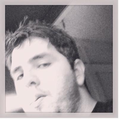 A_arbr_'s profile picture. Tanto tenemos Derechos Humanos que se deben respetar, pero tambien tenemos abligaciones que debemos cumplir