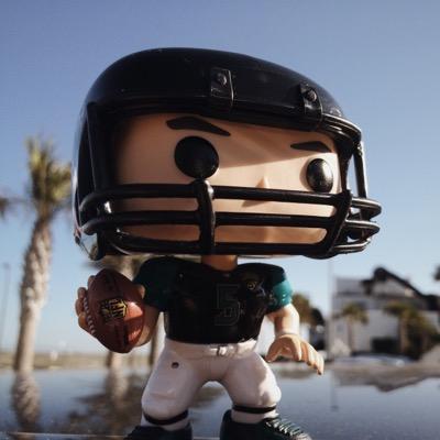 LittleBortles's profile picture. Johnny football is 67.25 inches taller than me.