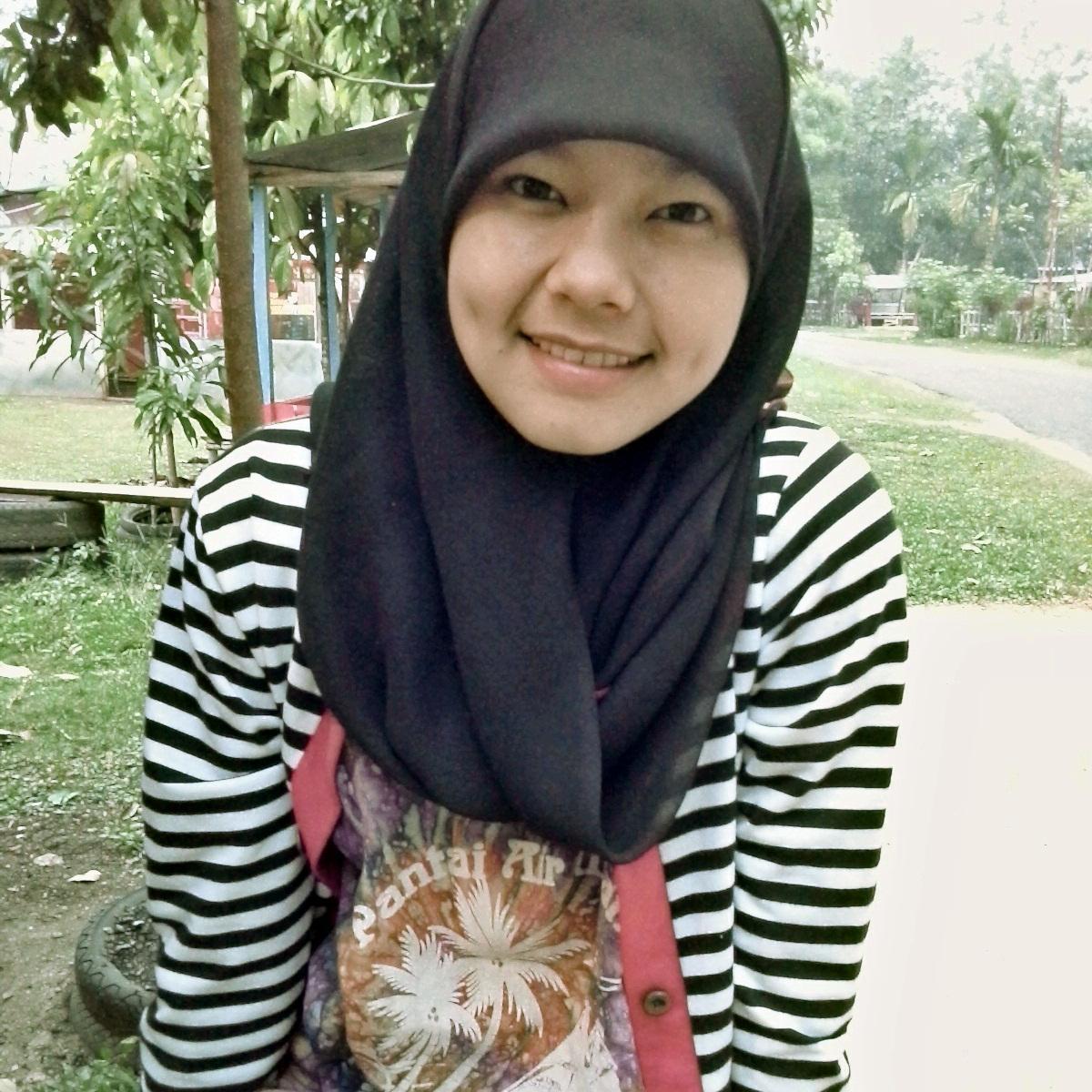 monaandriani3's profile picture. Hidup itu indah...