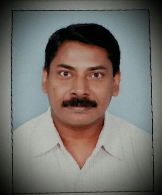 Dental Surgeon practicing in Kollam. 30 years of experience.