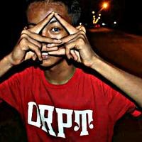 GR ! (@_gilang_screamo) 's Twitter Profile