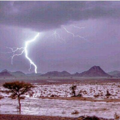 ‏‏مطاردة الأمطار والعواصف⛈️