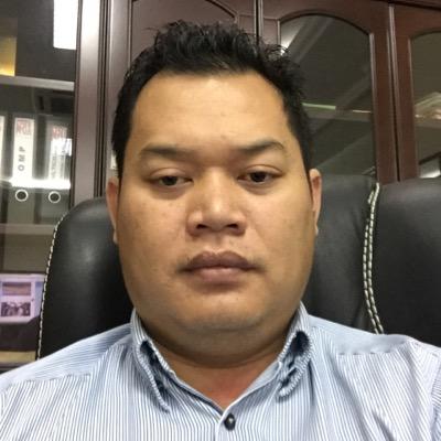 reththa's profile picture. 