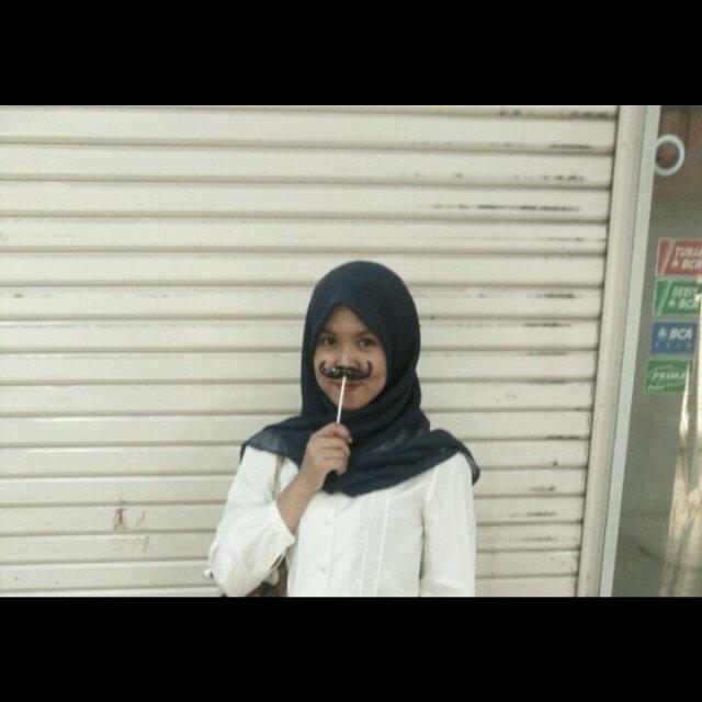 widdiwy's profile picture. Pharmacy'14