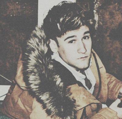 MGarriido's profile picture. 《Hate me, don't hate my idol.》                           7058