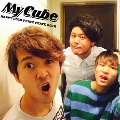 MyCube_NaGo's profile picture. 沖縄県名護市出身！沖縄メインに県内外で活動中！3ピースバンドMyCubeのアカウントです！ Gt/Vo KENTO @kento876 Ba/Vo IKURU @mycubebass Dr/ KOUTAROU
