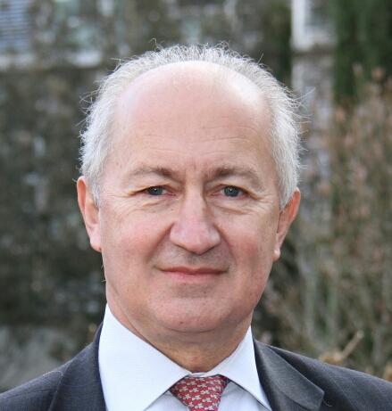 RobertHenri6's profile picture. Agro Gref /parcours public privé/ aujourd'hui GreenCross/vpsdt Comite21/admin FSC , FPE