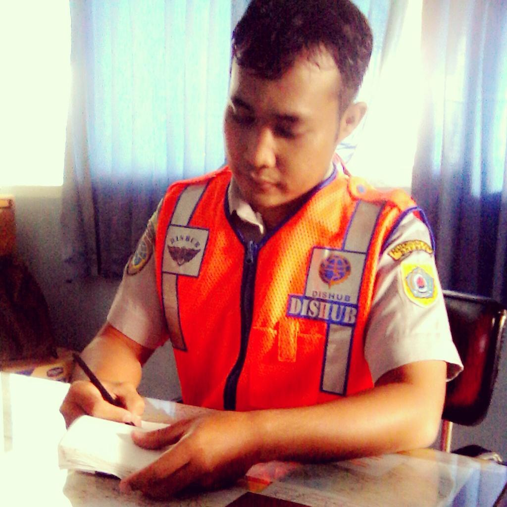 Shui you yuan shu you gen


Universitas Negeri Semarang 09
Staf Dinhubkominfo Brebes


  :*