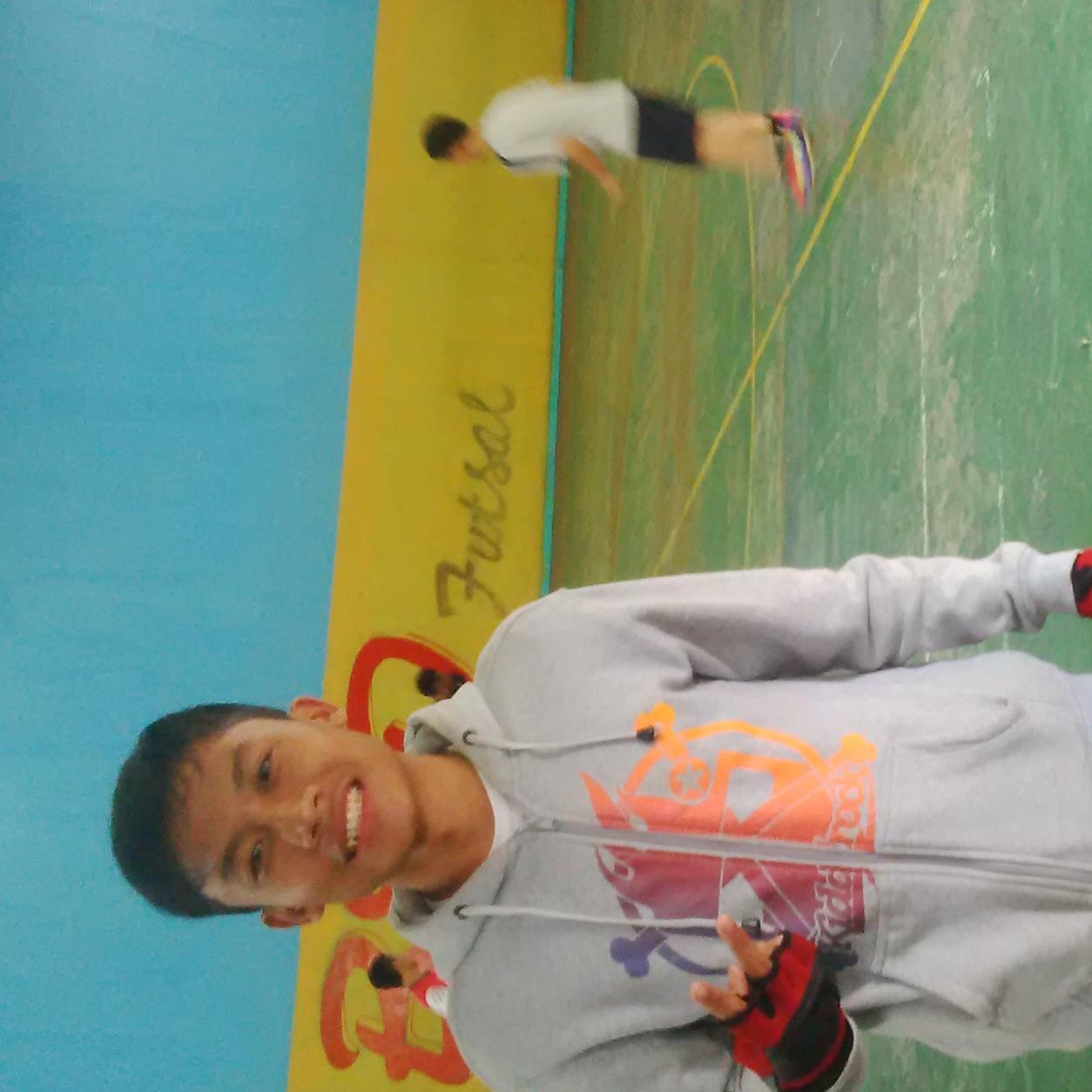 ZarkasiEfendy's profile picture. Tetap tenang :)