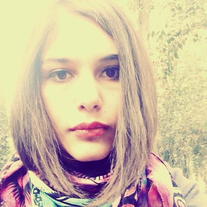i`m hellen ,  n1. fan of Dean Geyer,   Star-crossed,THG ,Matt lanter,Teen Wolf.  love swimming and reading  and RMA.  My inspiration at workout is Marc Fitt ♥