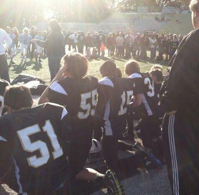 scurl34_'s profile picture. football is life✊