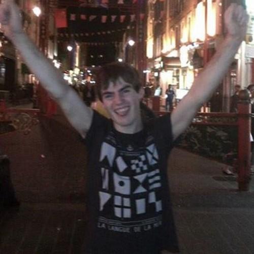 Love gaming just started doing streams on twitch, please check it out and follow https://t.co/pZNt3Q5eLq