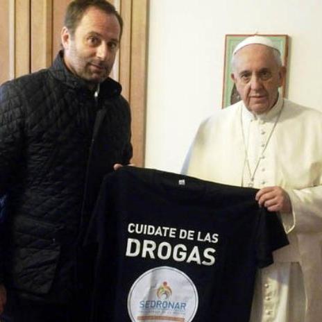 ElOtroMartini's profile picture. Kafka me copió El Proceso. Francisco me llama todos los días. Everybody Lies.