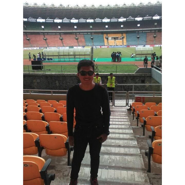 FORZA MILAN | universitas bhayangkara / kalo bisa sukses dari usia muda kenapa tidak! | fokus fokus fokus!!