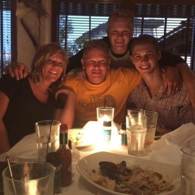 drwill0610's profile picture. Luke 6:38. UTK alum. VFL.