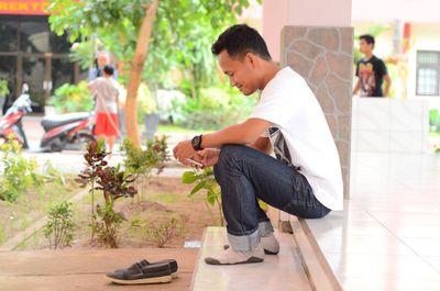 Ketika Dunia Ternyata Jahat Padamu, Maka Kau Harus Menghadapinya
FE UNMER Madiun