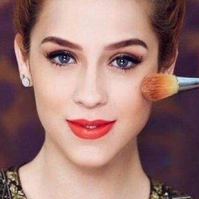 Tocarei seu nome pra poder falar de amor @sophiaabrahao