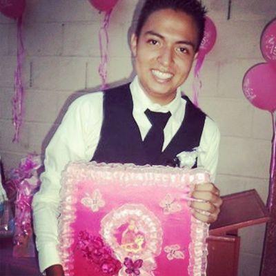 Soy Una Persona Muy Alegre Imperactiva Dinamica :3 Muy Simpatico Feliz Amo A Dios ;) :*