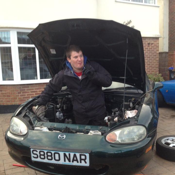 LeonHumphrey7's profile picture. Mechanical Engineer, Motorsport fanatic, Boring.