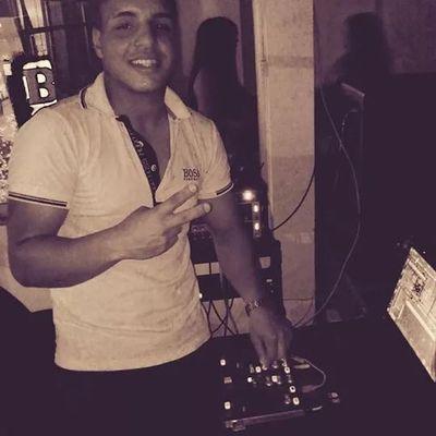 EloyBalbin's profile picture. Contrataciones Para Rumbas Y Que Tu Dj Balbin Este Ayi Aqui Les Dejo Mi Whatssap 3106298786