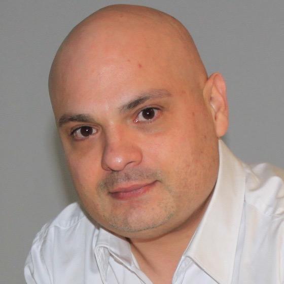 Consultant Stratégie Digitale et Transformation Digitale. Entrepreneur Numérique. Enseignant Entrepreneuriat Numérique et Growth Marketing @EMLYON