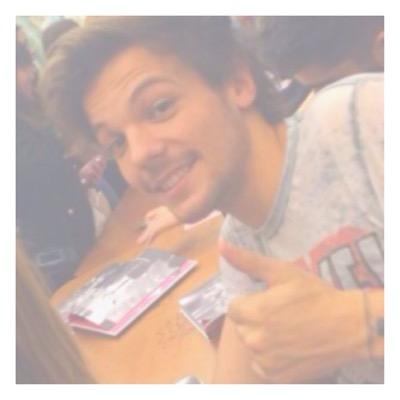 follow @njhft70s bc she gave you this free follow