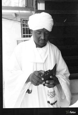 ‏اللهم صلي على سيدنا محمد الفاتح لما أغلق و الخاتم لما سبق ناصر الحق بالحق و الهادي علي صراطتك المستقيم و علي اله حق قدره و مقداره العظيم