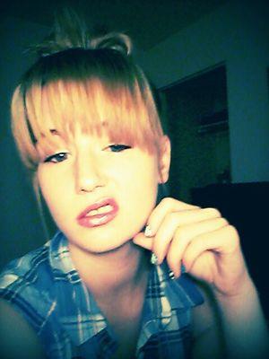 Proud momma to my babies;
Stay loyal to you, fuck every body else ✌  ;
Rollingg up some where with my heart @ItsMagnificent ♥♥♥ - Damn