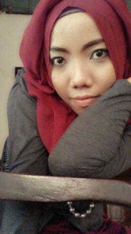 amateur writer|  extraordinary teacher| anime freak| music maniac| bread lover| part of @975PLAYFM.