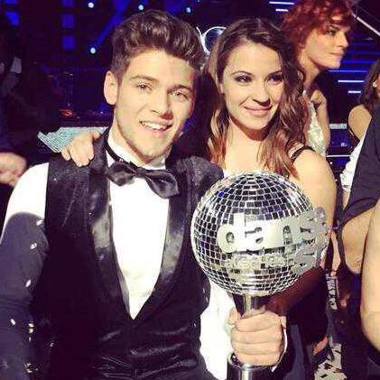 Compte fan pour soutenir @BensettiRayane . Acteurs: Pep's/Clem/Clip maux d'enfants/ Arrête de pleurer Pénélope/Pas d'inquiétude/Gagnant de DALS5
