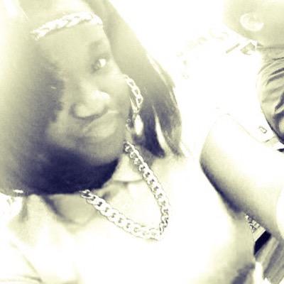 _rehgaan's profile picture. tragically beautiful