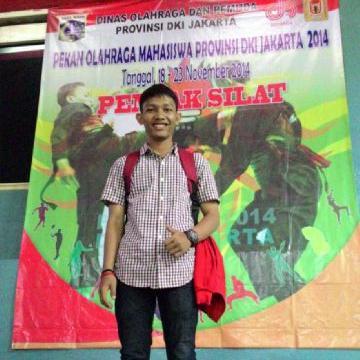 Menjadi sarjana,, ngajar silat,, ngurus bisnis lele..@elangputih06,,,