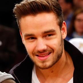 Safaa follows 17.4.15 And Yeah oneDirection Is Life ^.^