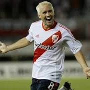 reydelonce's profile picture. 