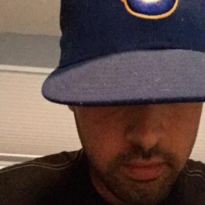 HTTR I walk into the room dripping... in gold         https://t.co/SfK5dM3TyJ