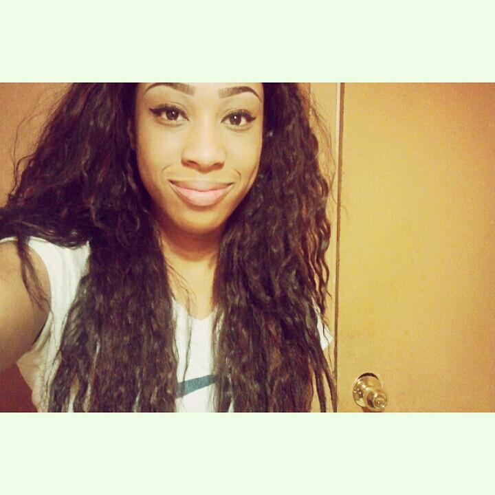 just felt like starting over so New account...Jamaican+ Portuguese soo Follow mee and ill do the same :) Instagram:alyeaxx ..kik..ask :)